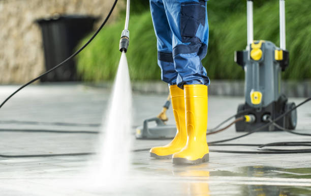 Best Deck Pressure Washing  in Lavalette, WV